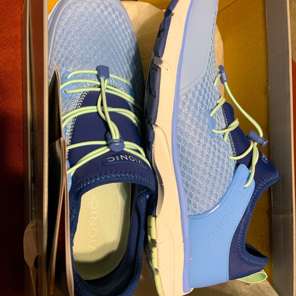 Womens VIONIC Orthopedic athletic shoes